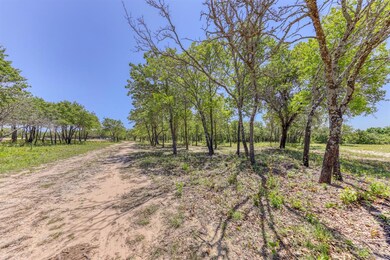 1044 Oak Dr, Weatherford, TX 76088 - photo 5