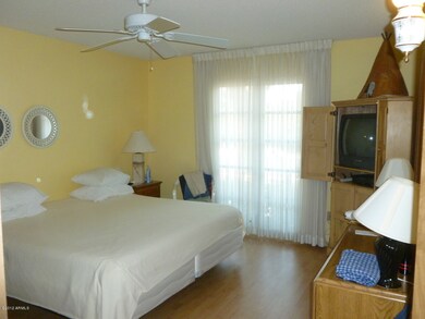 10879 W Emerald Dr, Sun City, AZ 85351 - photo 6