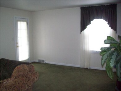 Dining Room Dining Room (open living and dinning a