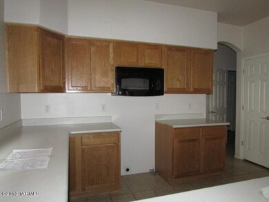 022-200303 kitchen 3