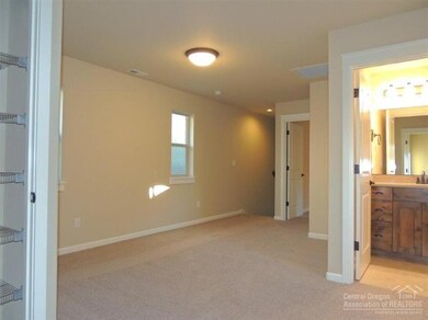 20254 SE Narnia Place unit 10, Bend, OR 97702 - photo 6