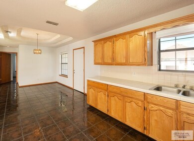 415 Casiano St, Donna, TX 78537 - photo 5