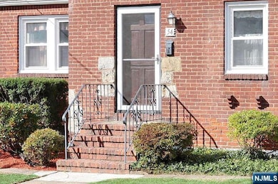 54 Huntting Dr, Dumont, NJ 07628 - photo 4