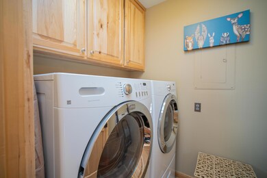 57262 Island Road-06