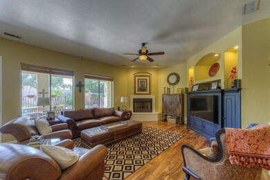 Great Room w/Wood Floors