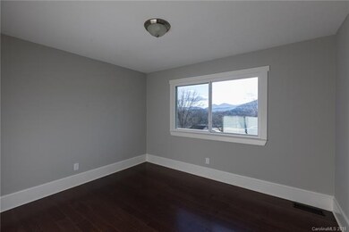 23 Gibbs Rd, Leicester, NC 28748 - photo 5