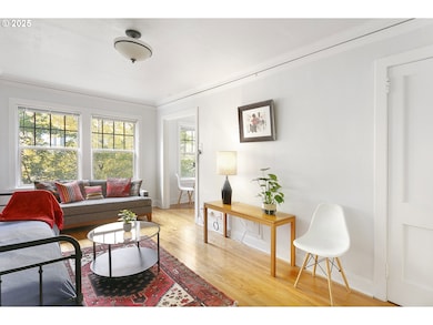 Hamilton Arms Condominium unit 203, Portland, OR 97205 - photo 4