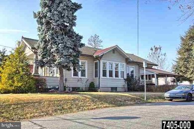 501 W Jackson St, York, PA 17401 - photo 2