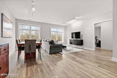 1381 E Putnam Ave, Old Greenwich, CT 06870 - photo 2