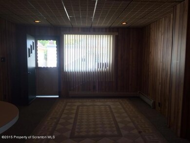 906 Capouse Ave, Scranton, PA 18509 - photo 3