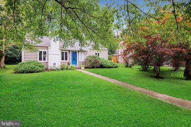 3332 Jones Bridge Ct, Chevy Chase, MD 20815 - photo 2