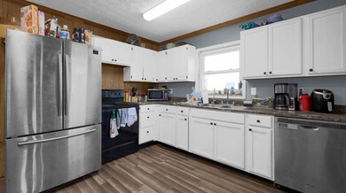 9-web-or-mls-755-koebel-ave