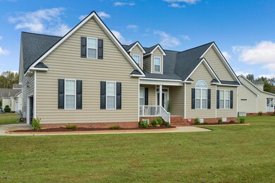 627 Milton Dr, Winterville, NC 28590 - photo 3