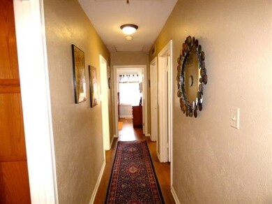 3905 Lytle Cir, Memphis, TN 38122 - photo 5