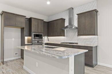 11-web-or-mls-10552-w-deanna-dr