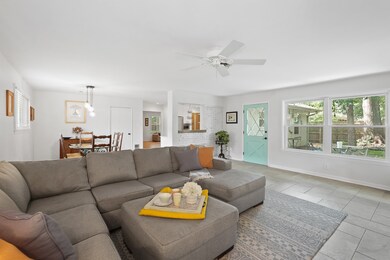 4615 Sanborn Dr, Houston, TX 77092 - photo 4