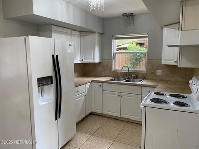 7456 Canaveral Rd, Jacksonville, FL 32210 - photo 6