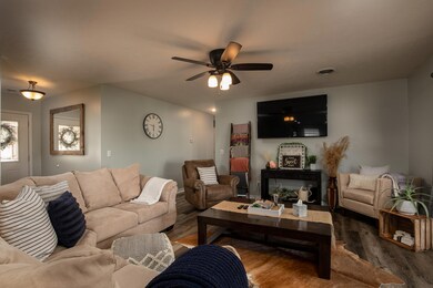 776 W Pearl St, Bolivar, MO 65613 - photo 6