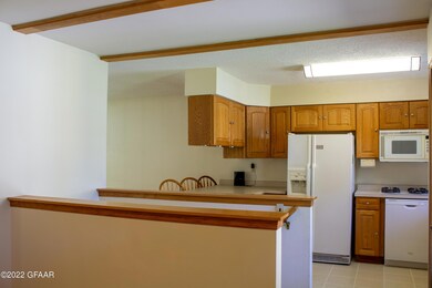 409_24th_Ave_N-12