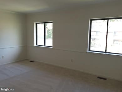 304 Paoli Woods unit 304, Paoli, PA 19301 - photo 5