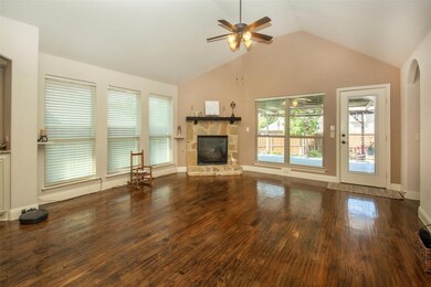 219 Lyndhurst Dr, Wylie, TX 75098 - photo 6