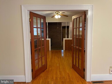 704 Round Hill Rd, Winchester, VA 22602 - photo 4