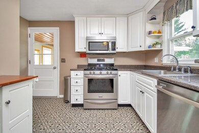 15 Edbert Dr, Holyoke, MA 01040 - photo 7