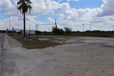 A . E. Avenue A E, Robstown, TX 78380 - photo 5