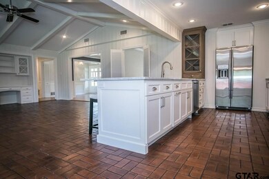 621 621 Trenton, Tyler, TX 75703 - photo 7