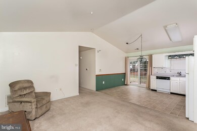 2006 Rudy Serra Dr unit C, Sykesville, MD 21784 - photo 7