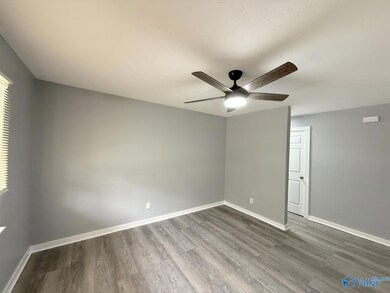 3606 Mc Vay St SW unit D, Huntsville, AL 35805 - photo 7