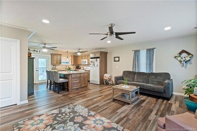 610 Wyandotte Ave, Corydon, IN 47112 - photo 2