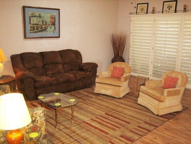 10552 W Ocotillo Dr unit 39, Sun City, AZ 85373 - photo 2