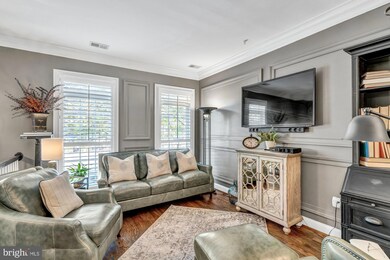 904 Slaters Ln, Alexandria, VA 22314 - photo 5