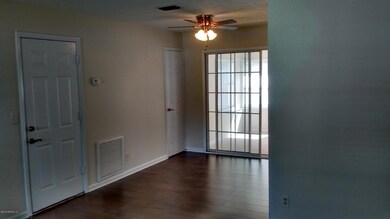 6950 Torres Dr, Jacksonville, FL 32210 - photo 5