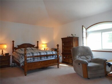 Master Bedroom !