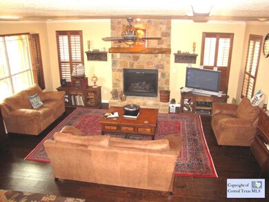 1646 Mikula Place, New Braunfels, TX 78130 - photo 2