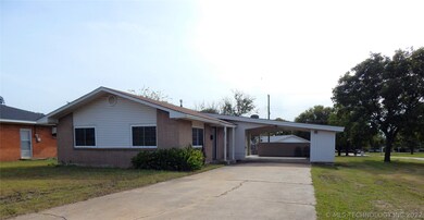 841 W 22nd St, Ada, OK 74820 - photo 2