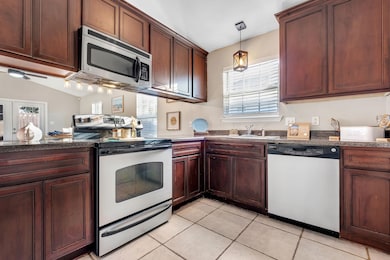 928 Saddle Creek Run, Tallahassee, FL 32301 - photo 7