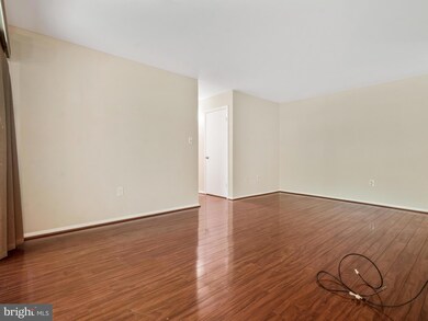 7902 Pearlbush Dr unit 101, Gaithersburg, MD 20879 - photo 6
