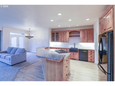 1485 Willamette Falls Dr, West Linn, OR 97068 - photo 4