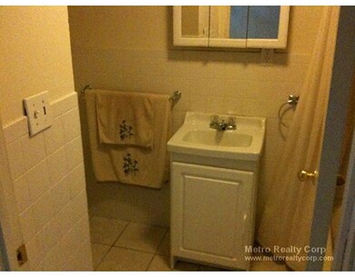 25 Oakland St, Newton, MA 02458 - photo 3