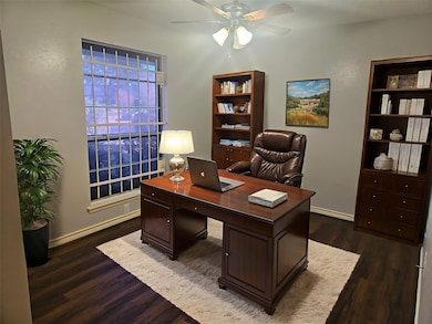 5853 Village Forest Ct, Houston, TX 77092 - photo 4