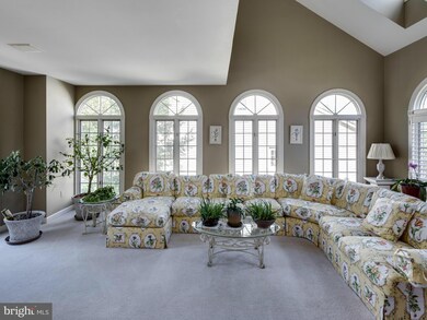 8528 Oak Pointe Way, Fairfax Station, VA 22039 - photo 5