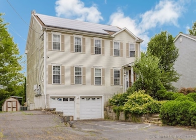 32 Marshall Ave, Trumbull, CT 06611 - photo 2