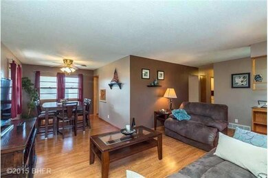 2439 Mansfield Dr, Des Moines, IA 50317 - photo 3