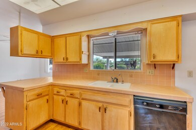 9901 W Hope Cir S, Sun City, AZ 85351 - photo 7