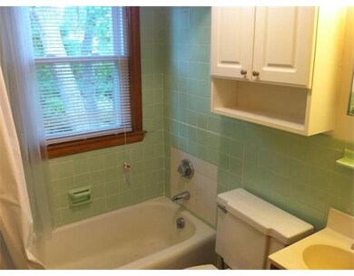 63 Stowecroft Rd unit 1, Arlington, MA 02474 - photo 3