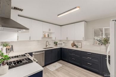 821 Victor St, Aurora, CO 80011 - photo 2