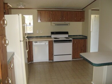 54 Lake Ellen Shores Dr, Crawfordville, FL 32327 - photo 2